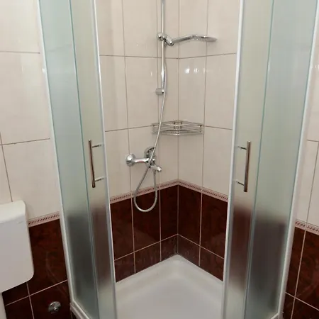Eight-bedroom In 펜션 *