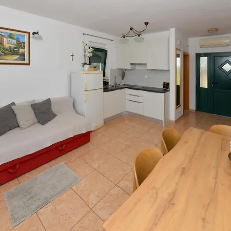 펜션 Eight-bedroom In *