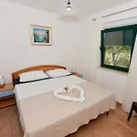 Eight-bedroom In