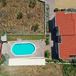 Eight-bedroom In Сasa de vacaciones