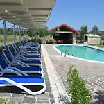 Eight-bedroom In Сasa de vacaciones *