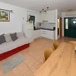 Сasa de vacaciones Eight-bedroom In *