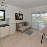 Eight-bedroom In *