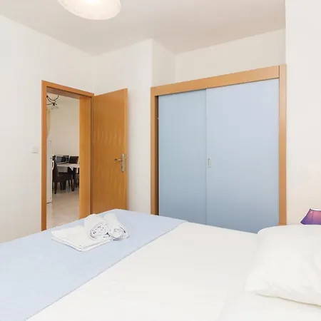 Awesome In With House Sea View Holiday home Pasman