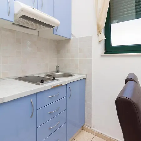 Holiday home Awesome In With House Sea View Pasman