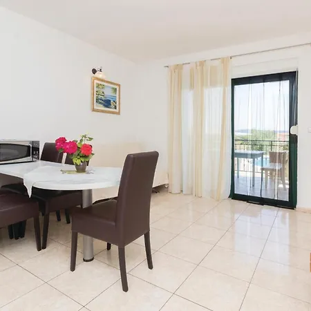 Awesome In With House Sea View Holiday home *