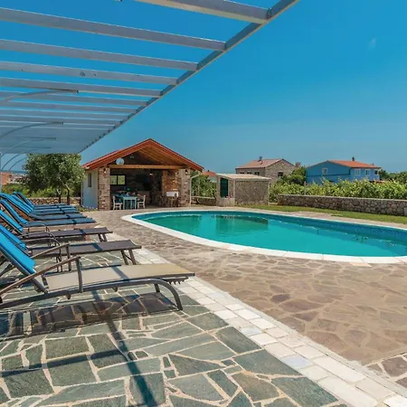 Awesome In With House Sea View Holiday home